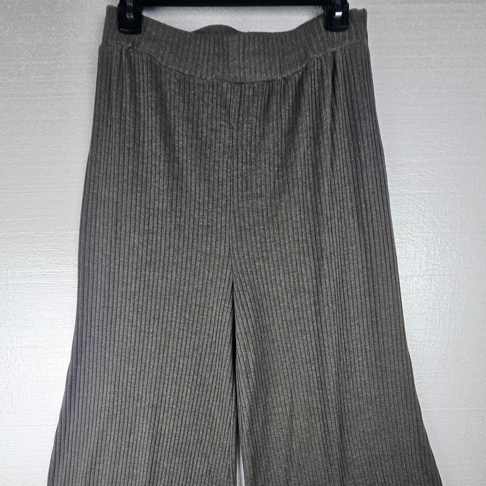 She + Sky gray ribbed knit wide leg pants in a L